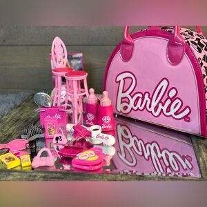 Barbie Glamour Play Set with Hard Tote Case Accessories Chair Table Mini Doll